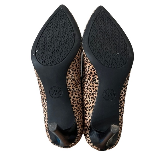 Michael Kors Women’s Animal Print Pointy heels Size 6 - Picture 3 of 5